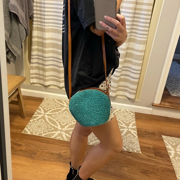 Urban Outfitters turquoise leather suede satchel - Picture 11 of 15